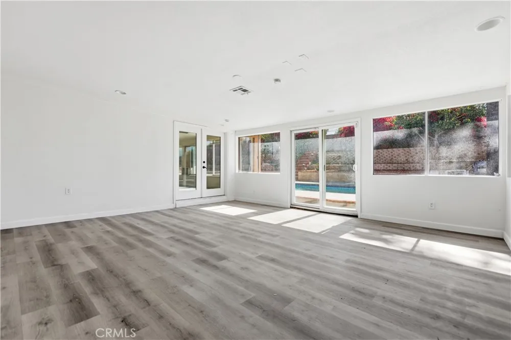 2511 Spring Meadow Highland, CA 92346