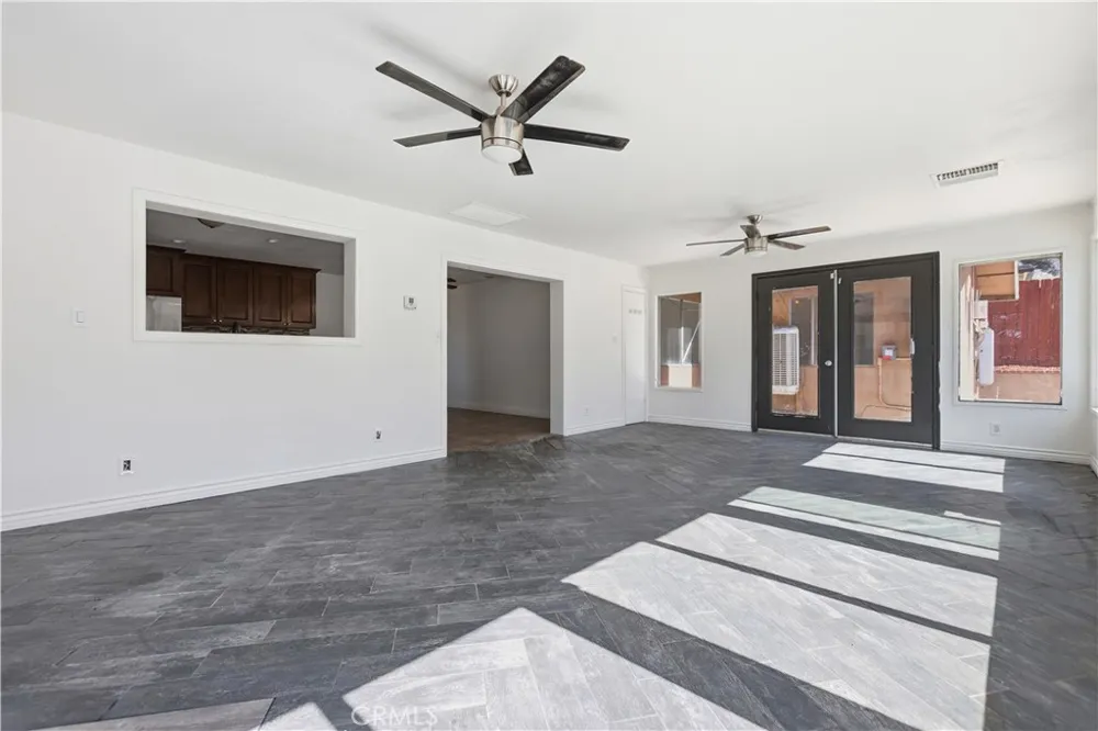 2511 Spring Meadow Highland, CA 92346