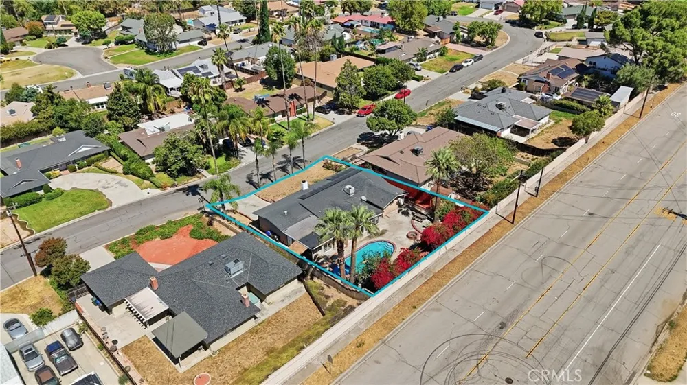 2511 Spring Meadow Highland, CA 92346