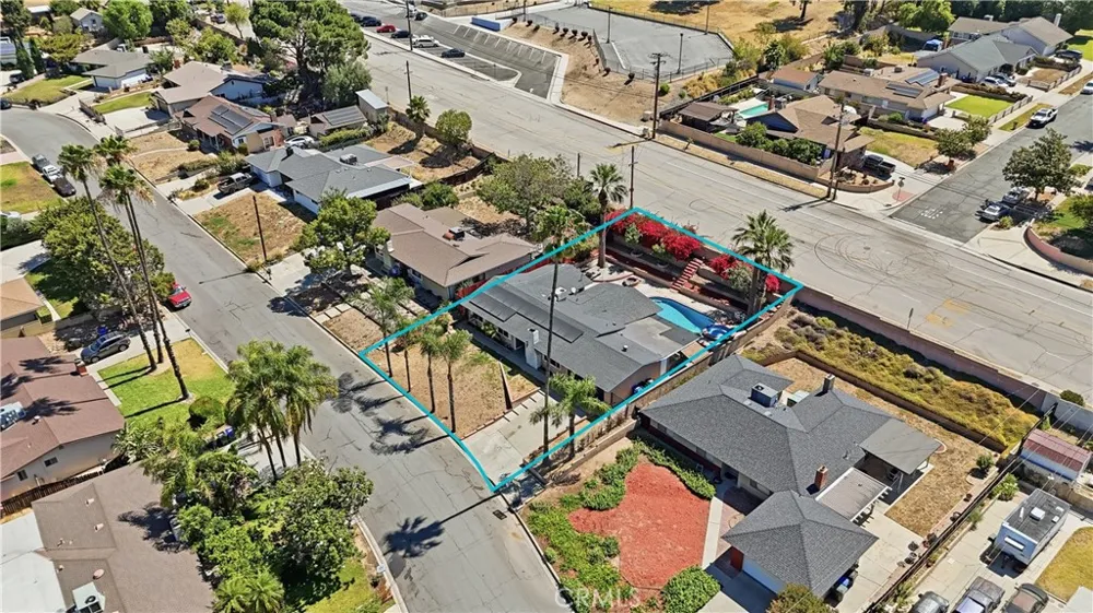 2511 Spring Meadow Highland, CA 92346