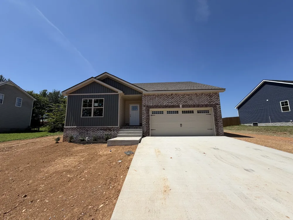1 Echo Ridge Oak Grove, KY 42262