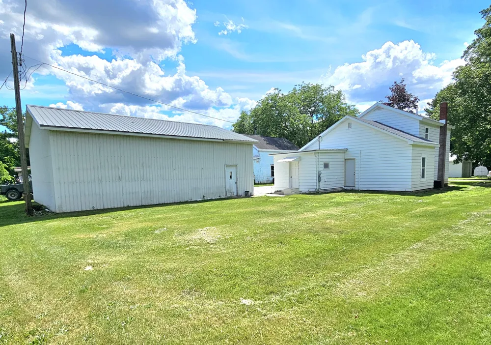 207 S Company Street White Pigeon Village, MI 49099