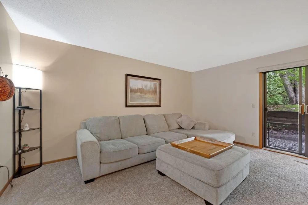 15805 26th Avenue #B Plymouth, MN 55447