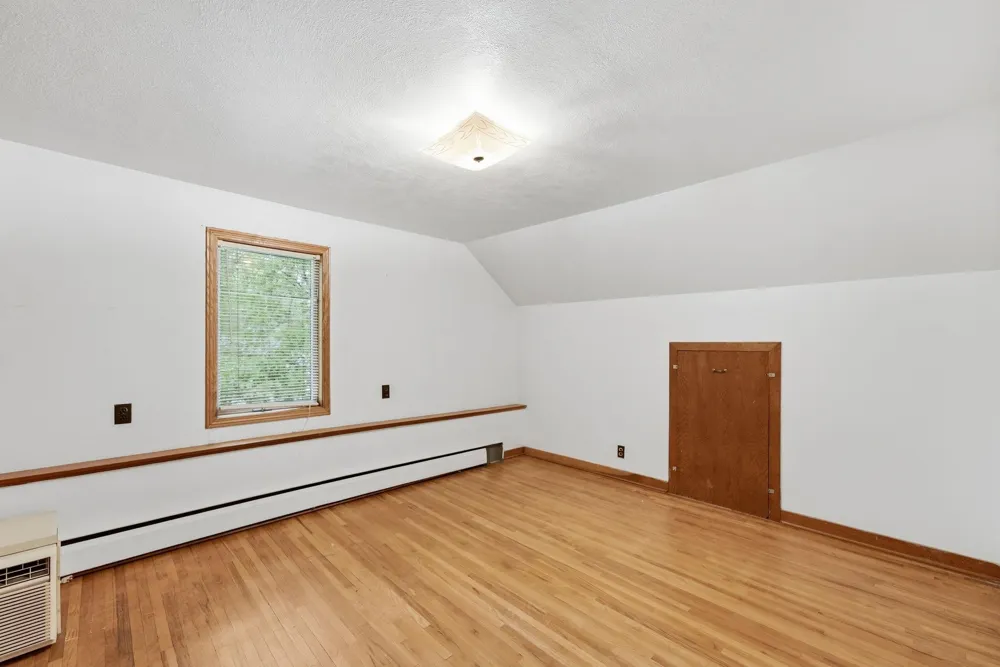 309 5th Avenue SE Melrose, MN 56352