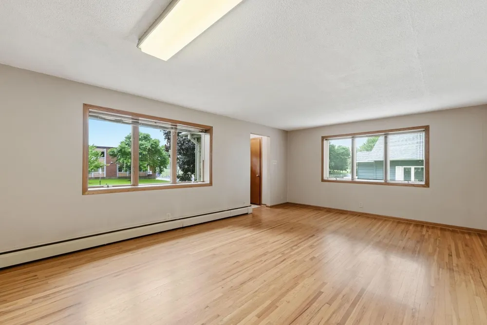 309 5th Avenue SE Melrose, MN 56352
