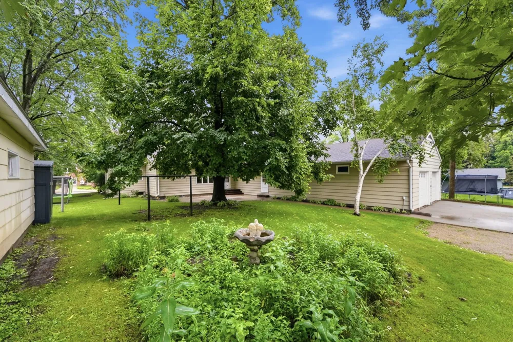 309 5th Avenue SE Melrose, MN 56352