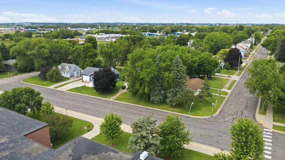 309 5th Avenue SE Melrose, MN 56352