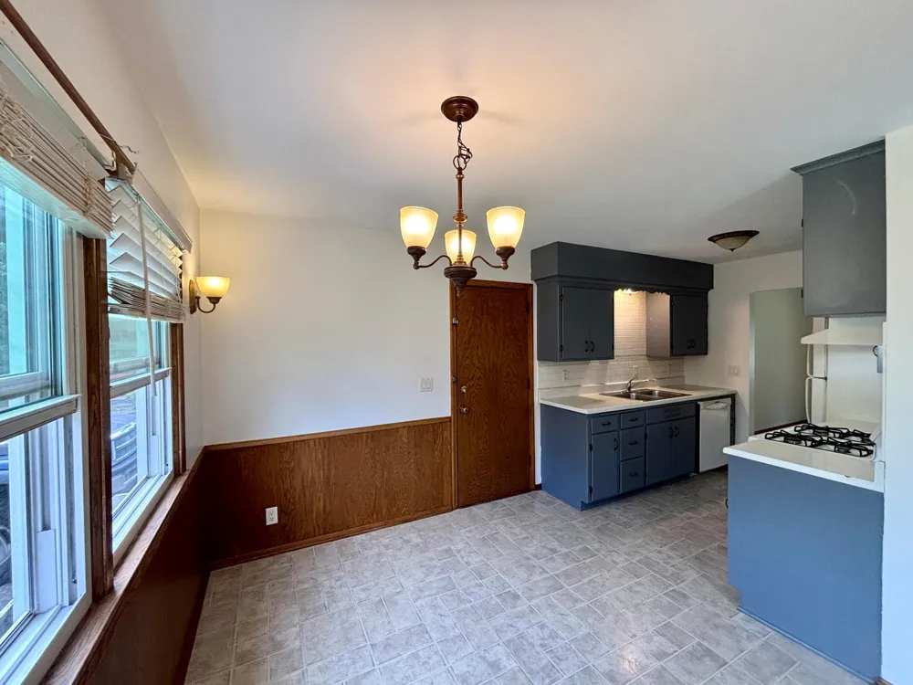 9010 60 1/2 AVENUE New Hope, MN 55428