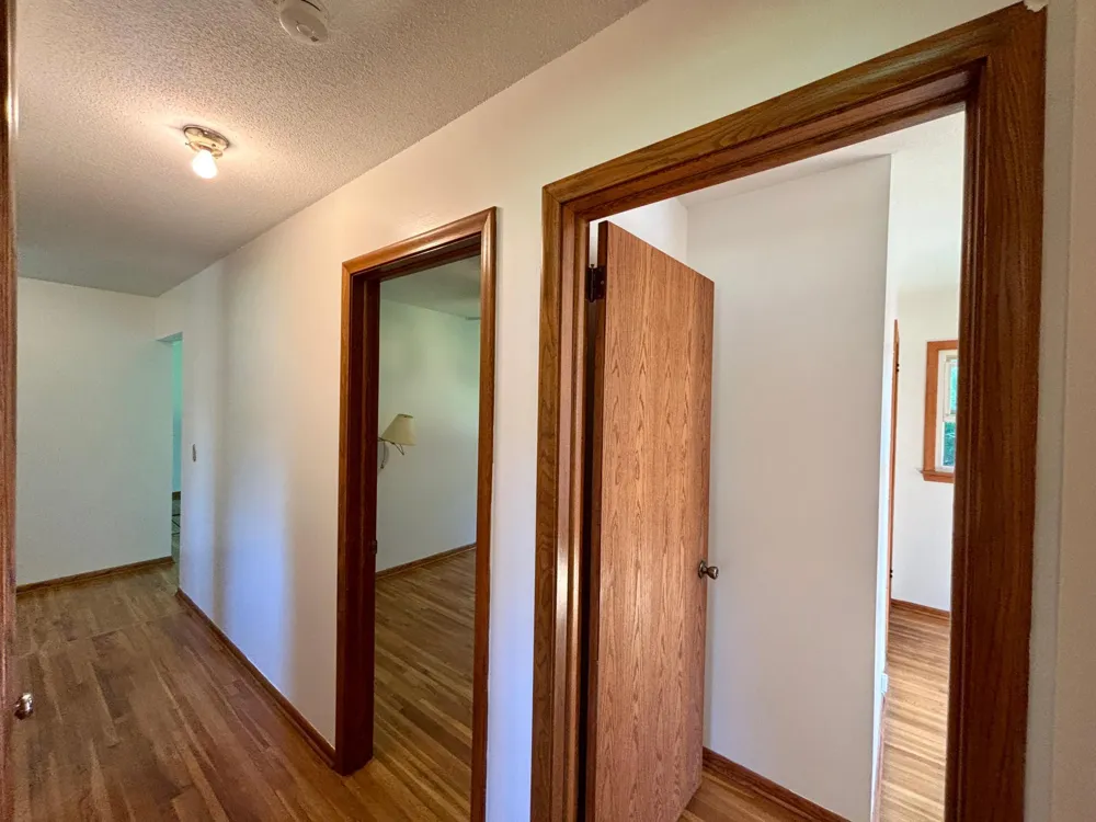 9010 60 1/2 AVENUE New Hope, MN 55428