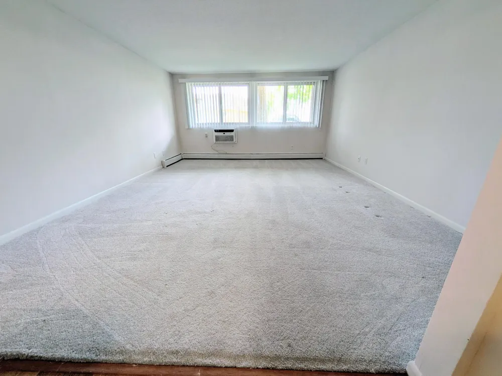 4387 Wilshire Boulevard #106 Mound, MN 55364