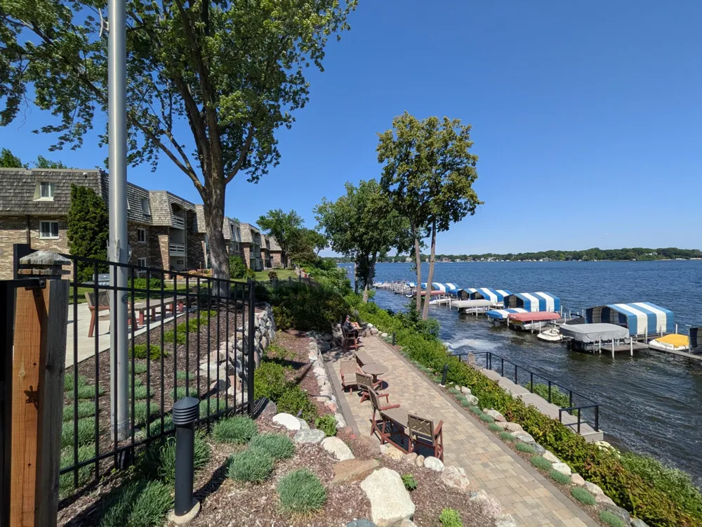 4387 Wilshire Boulevard #106 Mound, MN 55364