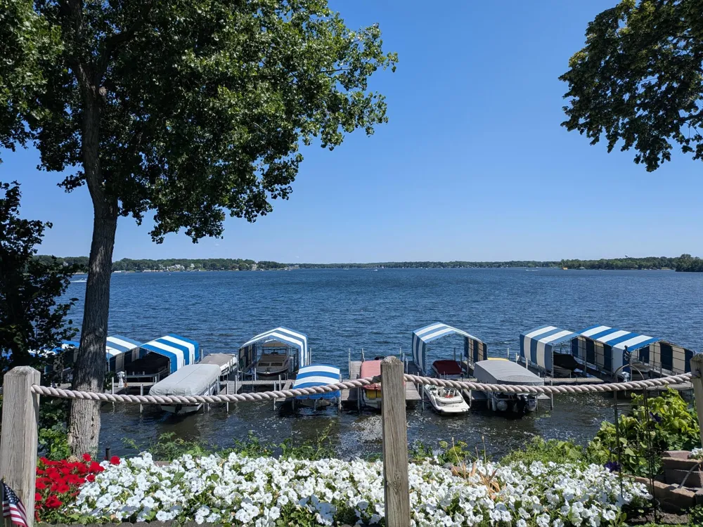 4387 Wilshire Boulevard #106 Mound, MN 55364