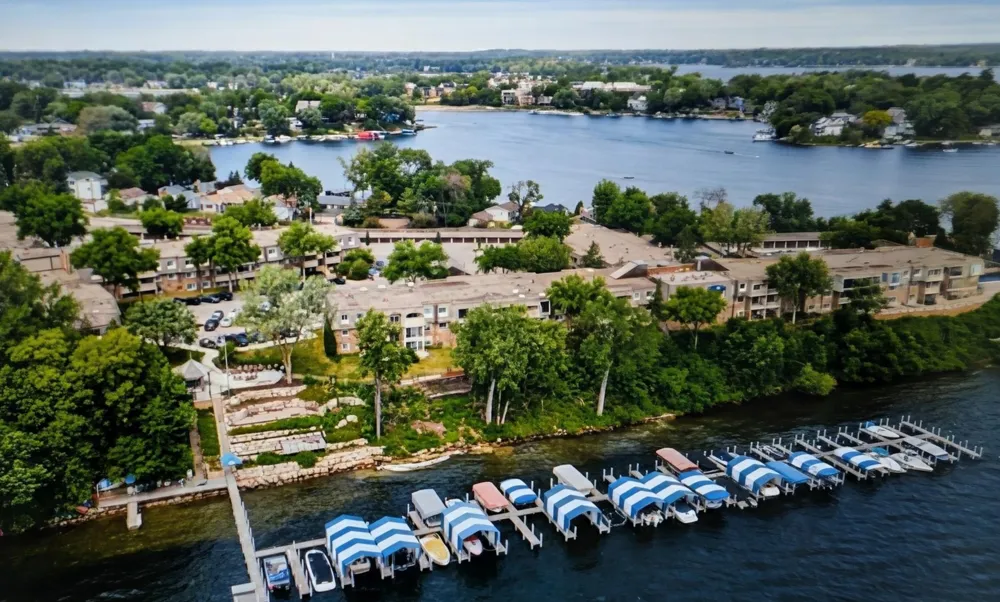 4387 Wilshire Boulevard #106 Mound, MN 55364