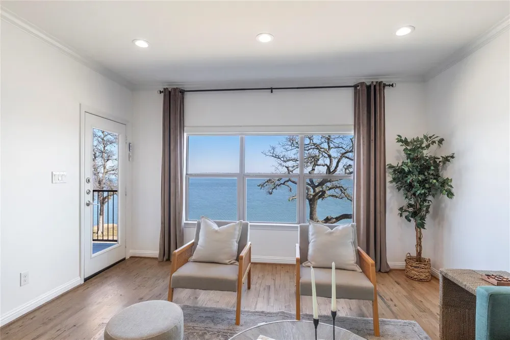 500 Waters Edge Drive #313 Lake Dallas, TX 75065