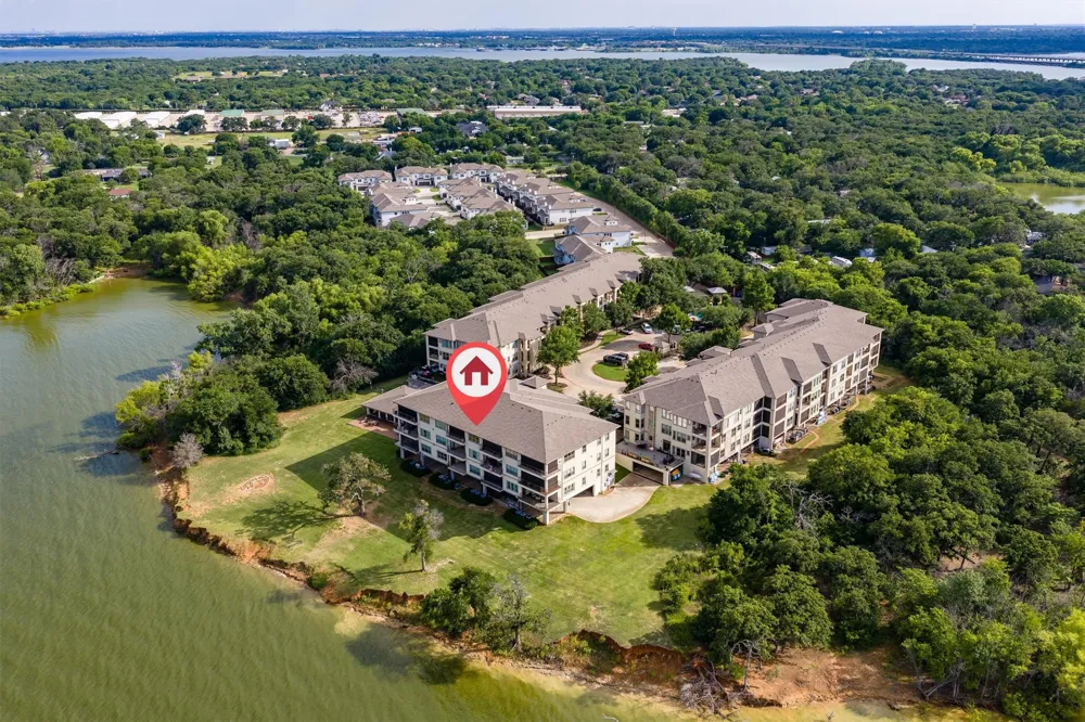 500 Waters Edge Drive #313 Lake Dallas, TX 75065