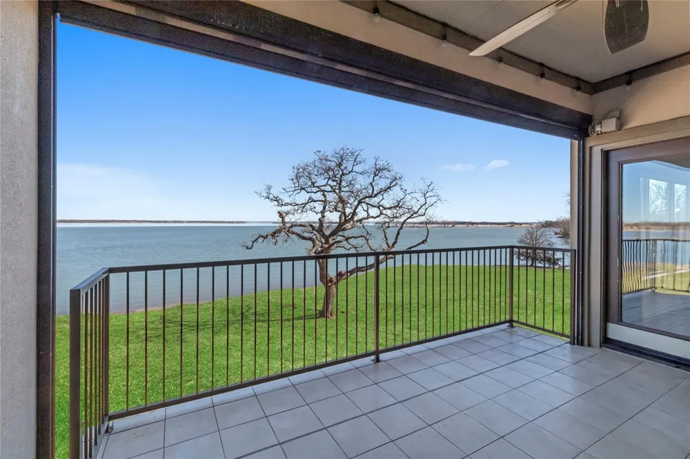 500 Waters Edge Drive #313 Lake Dallas, TX 75065