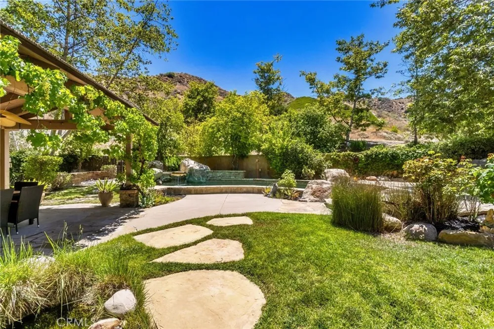 24802 Greensbrier Drive Stevenson Ranch, CA 91381