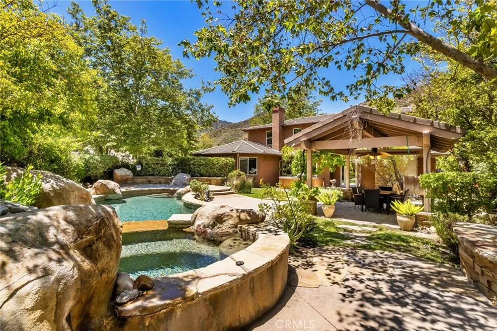 24802 Greensbrier Drive Stevenson Ranch, CA 91381