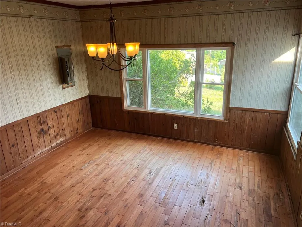 4470 Burton Road Thomasville, NC 27360