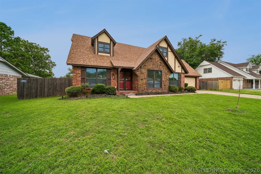 1011 Forest Place Jenks, OK 74037