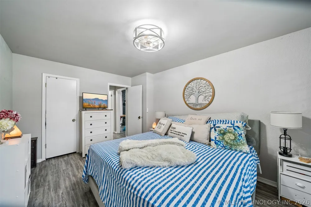 1011 Forest Place Jenks, OK 74037