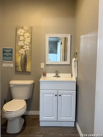 647 CYPRESSGREEN DR San Antonio, TX 78245
