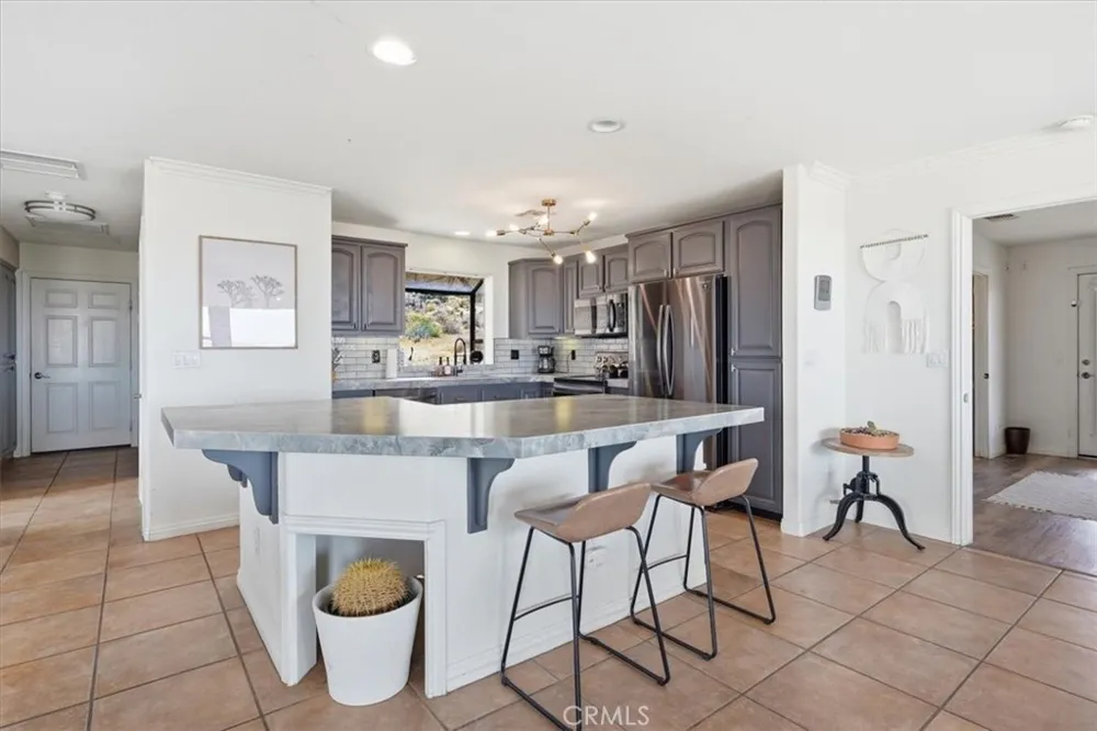 7818 Rockwood Road Joshua Tree, CA 92252