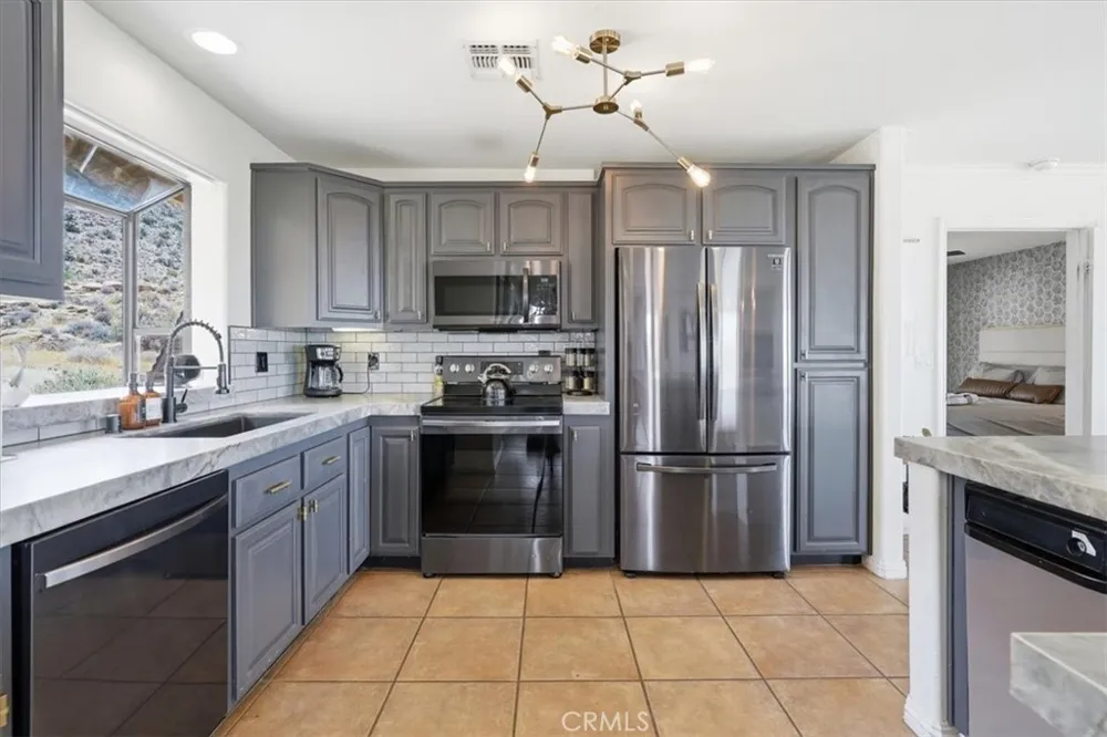7818 Rockwood Road Joshua Tree, CA 92252
