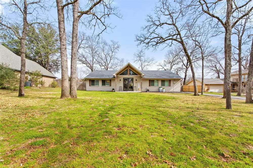 237 Hideaway Lane E Hideaway, TX 75771