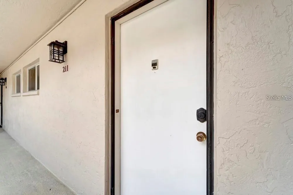 2763 WOODGATE LANE #211 Sarasota, FL 34231