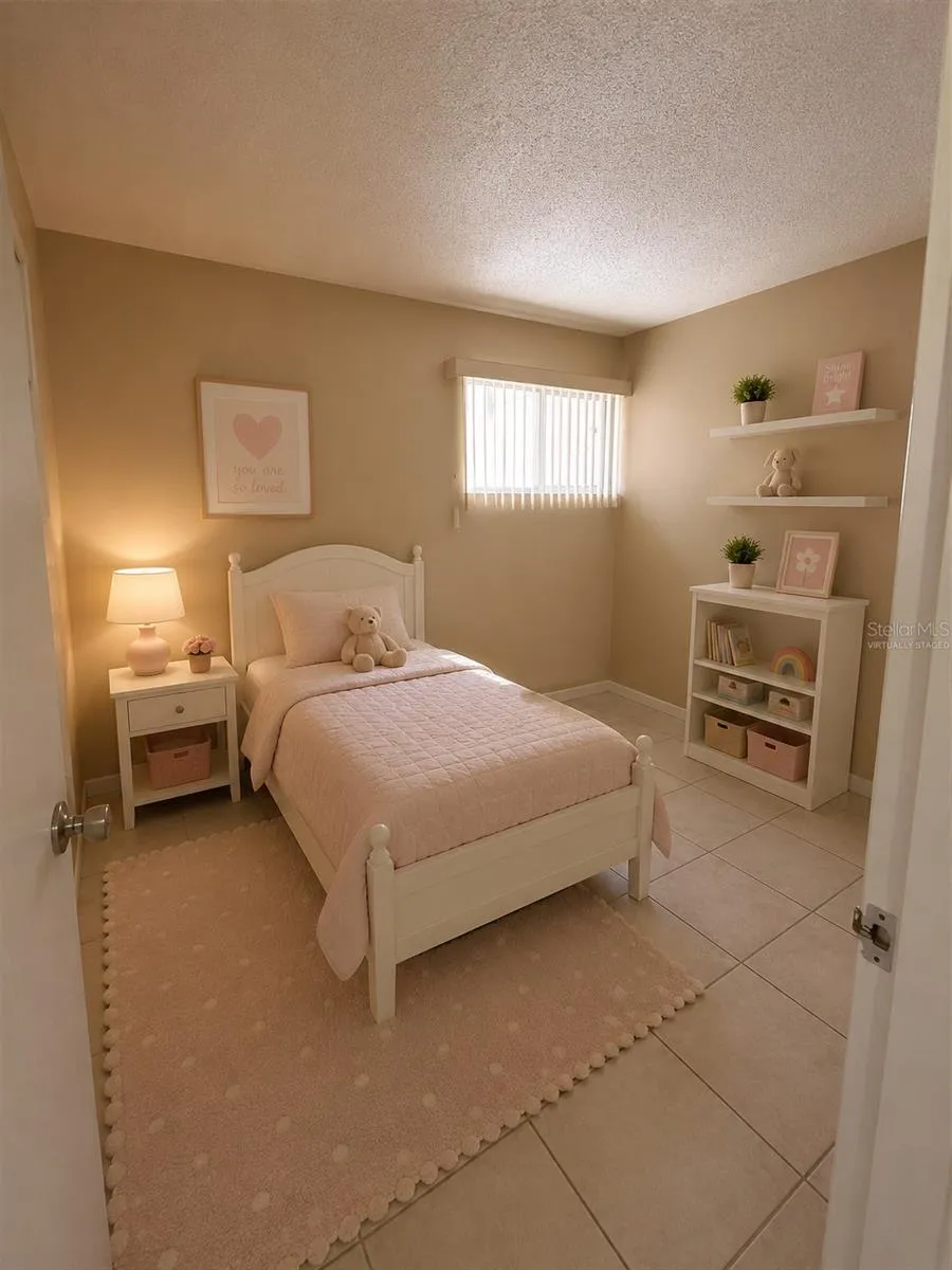 2763 WOODGATE LANE #211 Sarasota, FL 34231