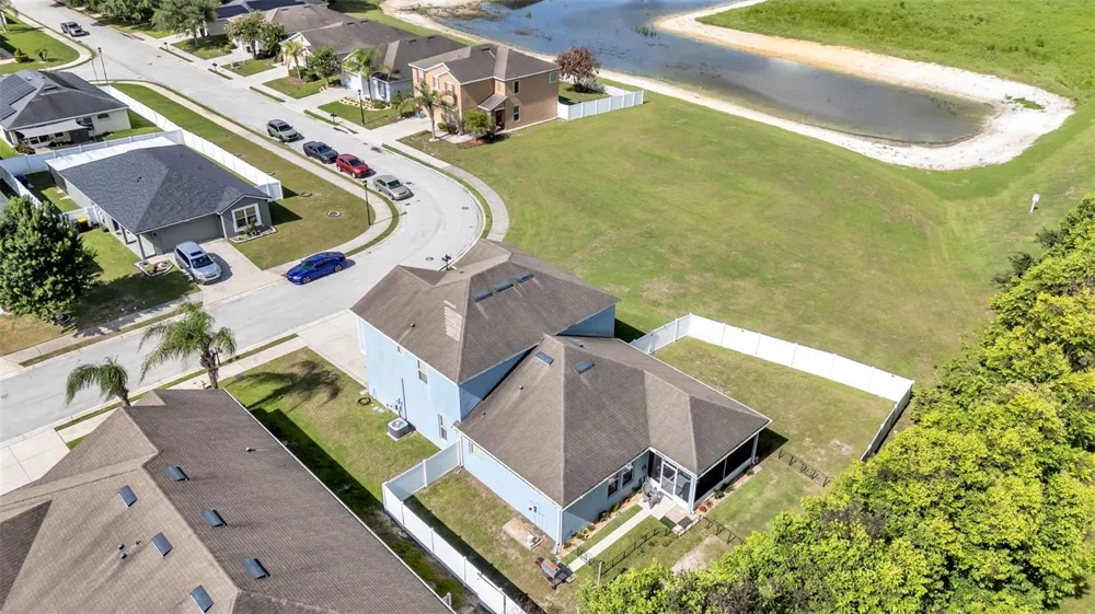 1358 WINDWARD OAKS LOOP Auburndale, FL 33823