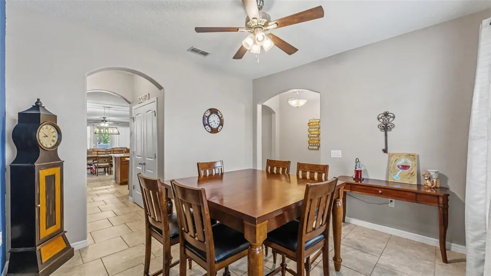 1358 WINDWARD OAKS LOOP Auburndale, FL 33823