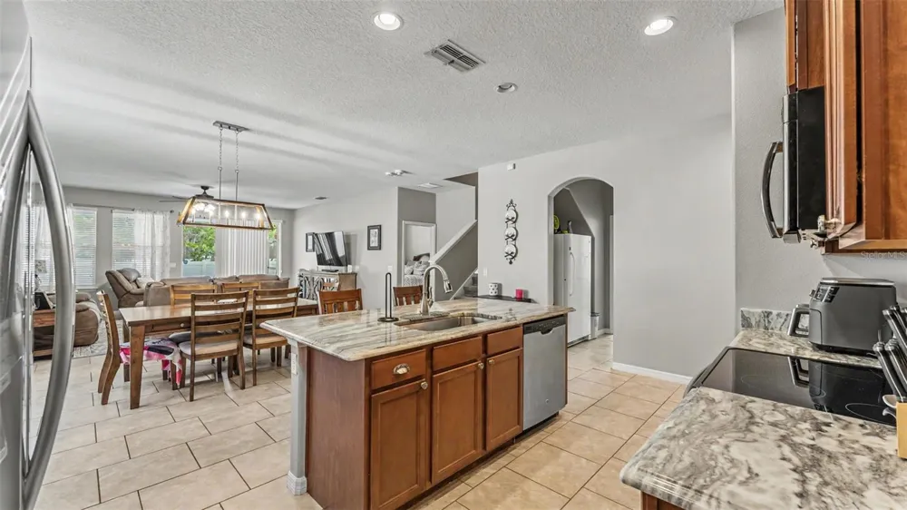 1358 WINDWARD OAKS LOOP Auburndale, FL 33823