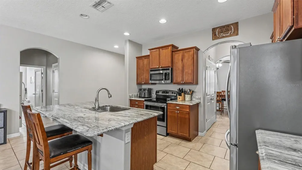 1358 WINDWARD OAKS LOOP Auburndale, FL 33823