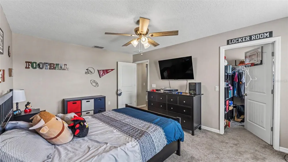 1358 WINDWARD OAKS LOOP Auburndale, FL 33823
