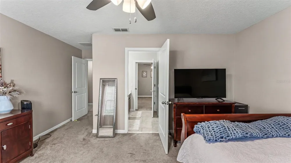 1358 WINDWARD OAKS LOOP Auburndale, FL 33823