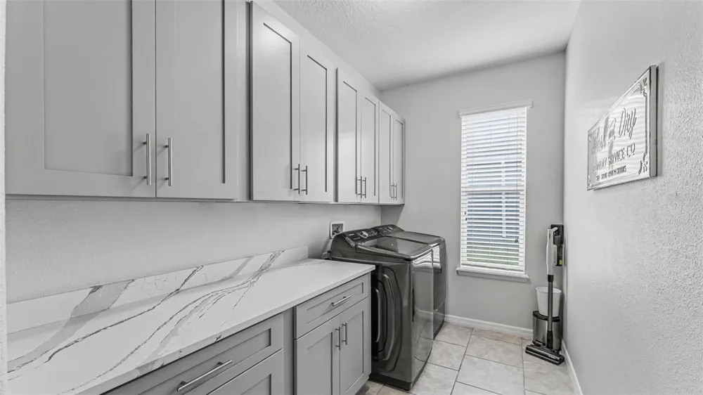 1358 WINDWARD OAKS LOOP Auburndale, FL 33823