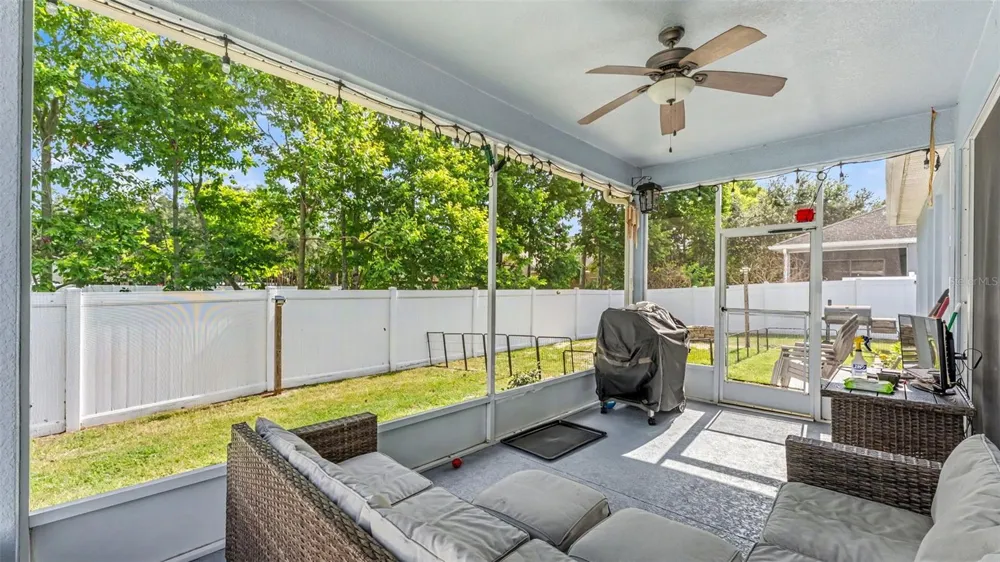 1358 WINDWARD OAKS LOOP Auburndale, FL 33823