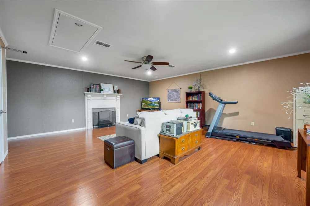 1535 US Highway 67 E Mount Vernon, TX 75457