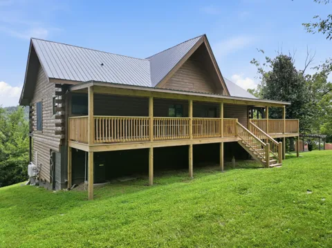 16 Eckert Ln