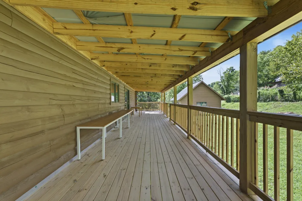 16 Eckert Ln Pleasant Shade, TN 37145