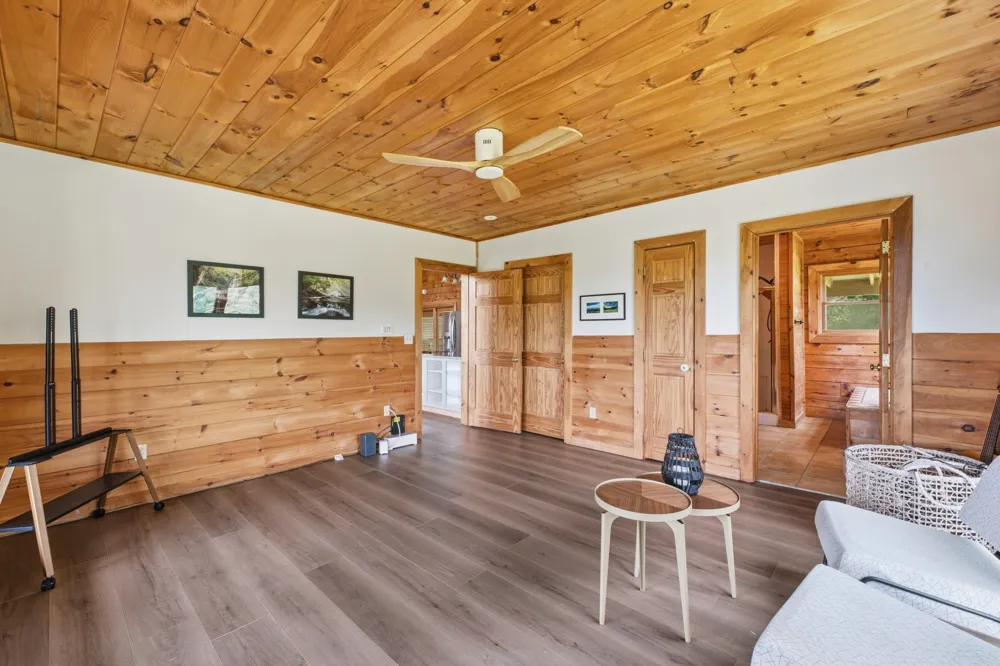 16 Eckert Ln Pleasant Shade, TN 37145