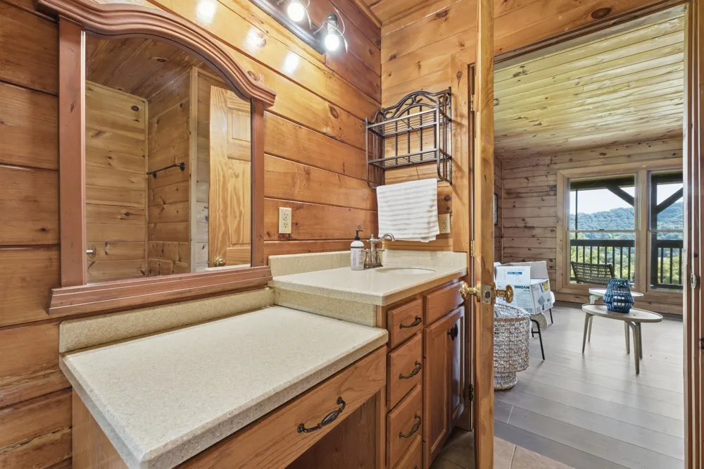 16 Eckert Ln Pleasant Shade, TN 37145