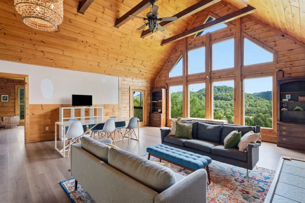 16 Eckert Ln Pleasant Shade, TN 37145