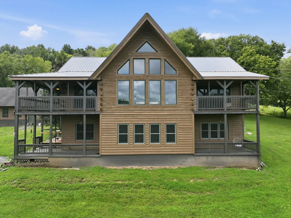 16 Eckert Ln Pleasant Shade, TN 37145