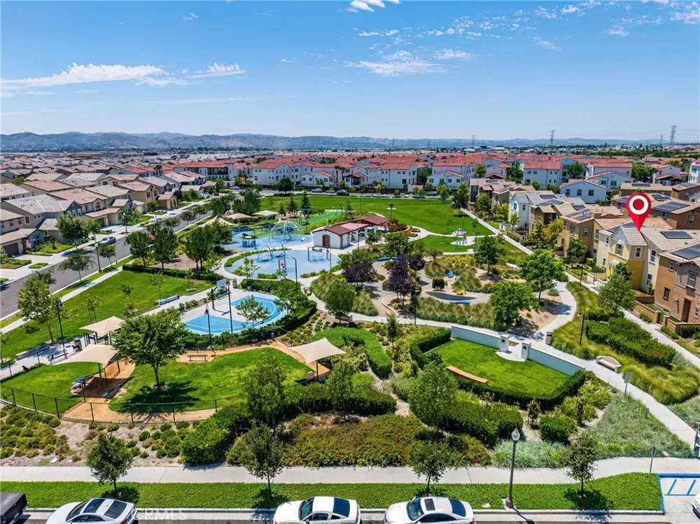 8757 Roving Place Chino, CA 91708