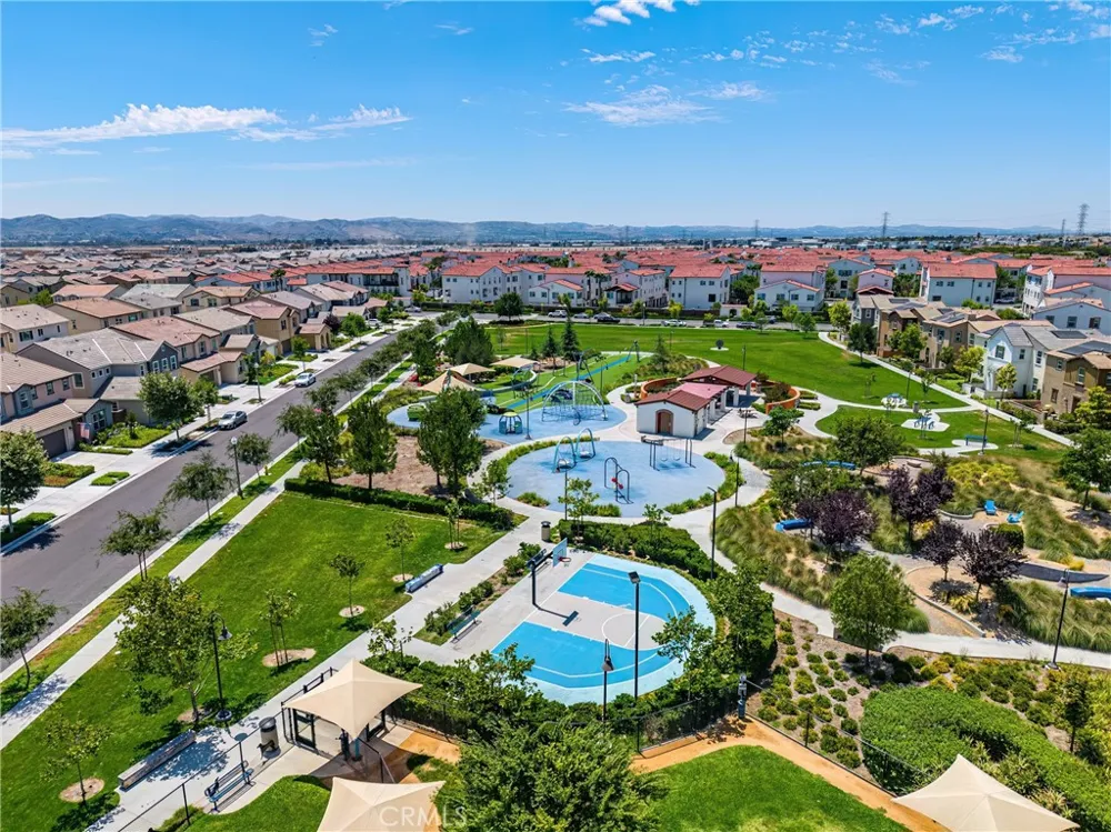 8757 Roving Place Chino, CA 91708