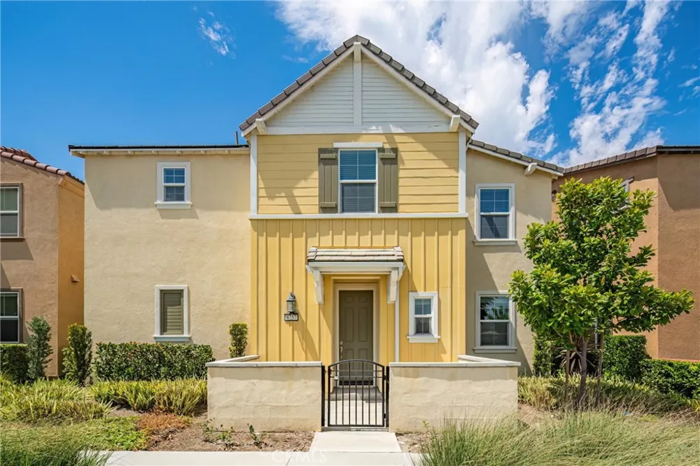 8757 Roving Place Chino, CA 91708