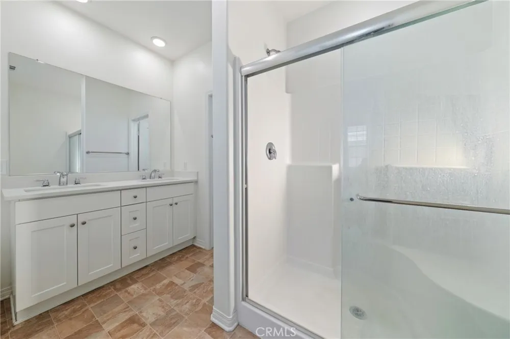 8757 Roving Place Chino, CA 91708
